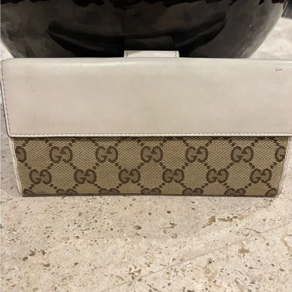 Gucci Tan and Brown GG Pattern Continental Wallet - Picture 2 of 6